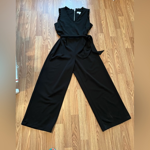 🖤 Emma & Michele black jumpsuit. Size 8. EUC. 🖤 - Picture 1 of 9